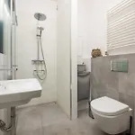 Apartamento Wola Pawia Comfort By Bookinghost Varsóvia