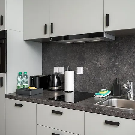 Apartamento Wola Pawia Comfort By Bookinghost